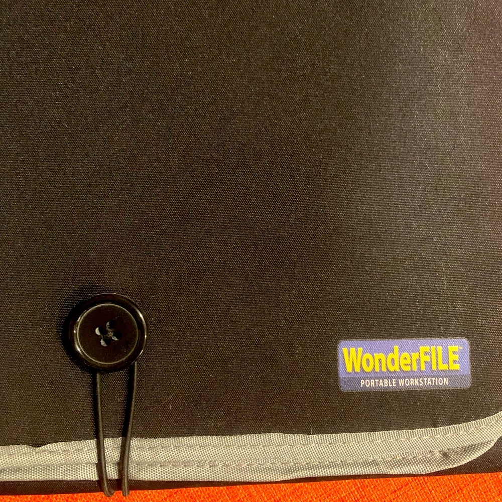 Wonderfile Portable Workstation